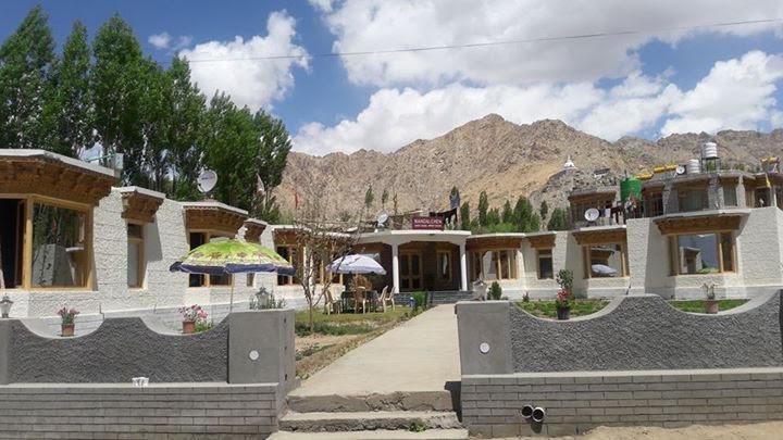 Hotel Mandalchan Leh Exterior photo